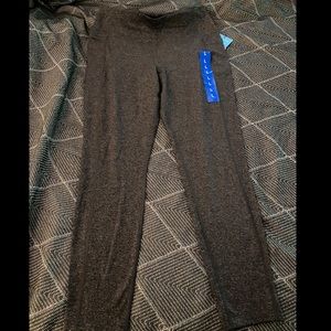 Gray sketchers work out leggings size large